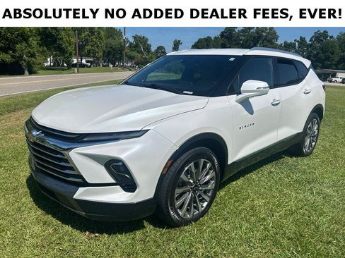 Used 2023 Chevrolet Blazer Premier w/ Driver Confidence II Package FWD image 2