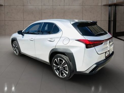 Used 2020 Lexus UX 200 w/ Accessory Package 2 FWD image 5