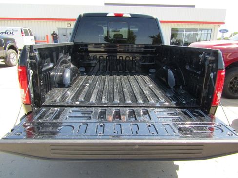 Used 2017 Ford F150 XLT w/ Equipment Group 302A Luxury AWD/4WD image 31