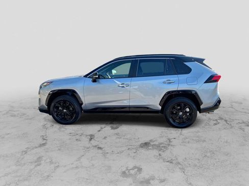 Used 2023 Toyota RAV4 XSE AWD/4WD image 5