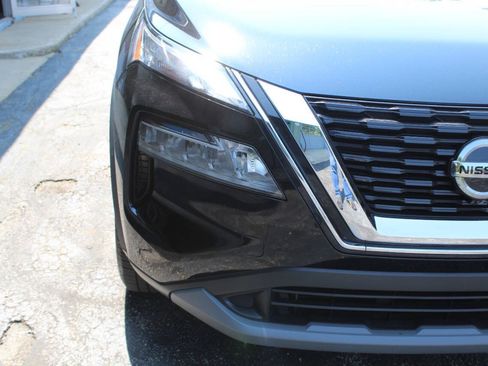 Used 2021 Nissan Rogue SV AWD/4WD image 7