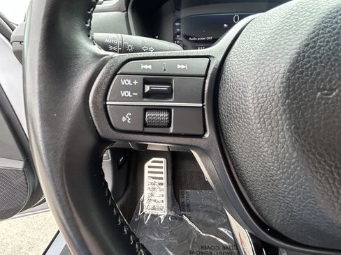 Used 2025 Honda Accord Sport image 25