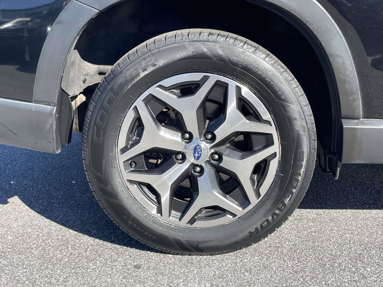 Used 2019 Subaru Forester Premium AWD/4WD image 34