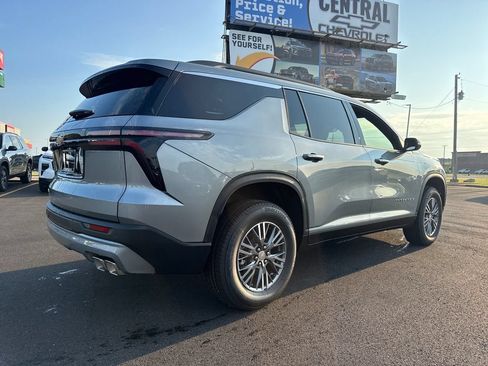 New 2026 Chevrolet Traverse LT FWD image 7