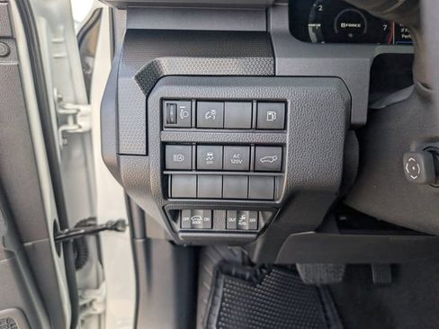 Used 2025 Toyota 4Runner Limited w/ Tow Technology Package AWD/4WD image 11