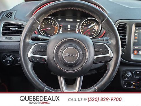 Used 2019 Jeep Compass Trailhawk AWD/4WD image 13