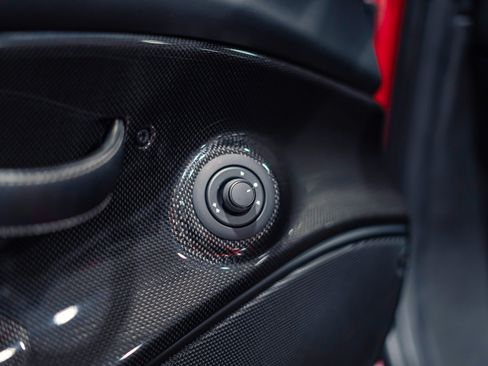 Used 2020 Ferrari 488 Pista Spider RWD image 33