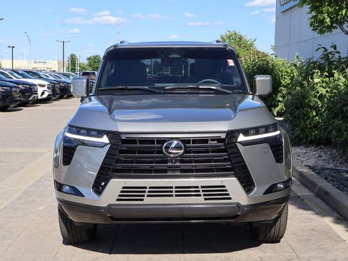 Used 2026 Lexus GX 550 w/ Accessory Package (2T) AWD/4WD image 3
