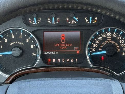 Used 2011 Ford F150 XLT w/ XLT Chrome Pkg RWD image 16