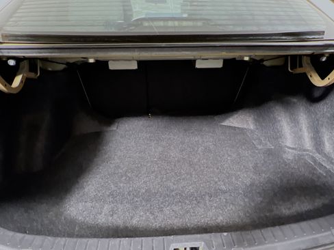 Used 2012 Toyota Corolla LE image 32