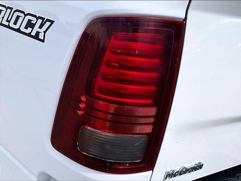 Used 2020 RAM 1500 Warlock AWD/4WD image 26