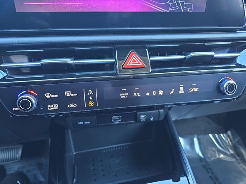New 2025 Kia Niro Wind w/ Wind Preserve Package image 22
