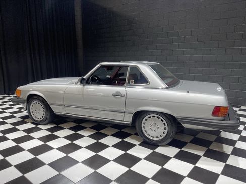 Used 1988 Mercedes-Benz 560 SL image 87