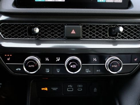 Certified 2025 Acura Integra A-Spec image 18