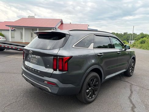 Used 2021 Kia Sorento S AWD/4WD image 10