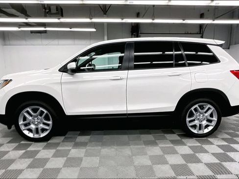 Used 2025 Honda Passport EX-L image 14