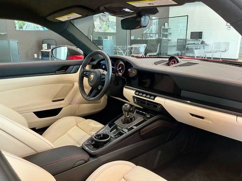 Used 2022 Porsche 911 GT3 image 29