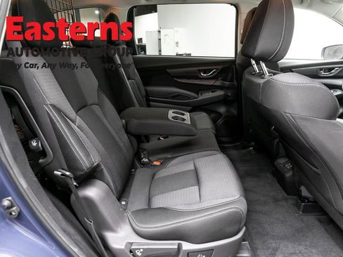 Used 2023 Subaru Ascent Premium AWD/4WD image 21