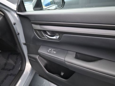 Certified 2026 Honda CR-V EX image 17