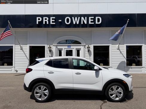Certified 2024 Buick Encore GX Preferred FWD image 4