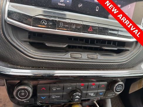 Used 2024 Jeep Compass Latitude w/ Convenience Group image 14