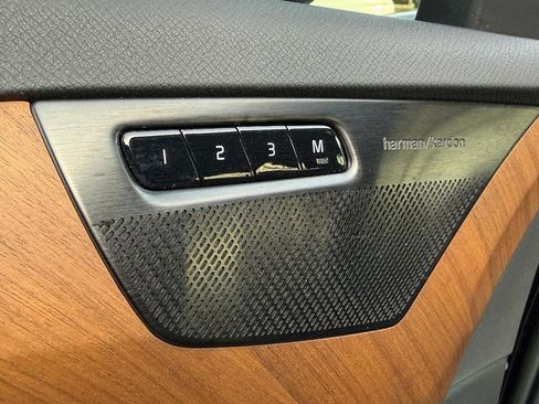 Used 2023 Volvo XC90 B6 Plus w/ Protection Package Premier image 16