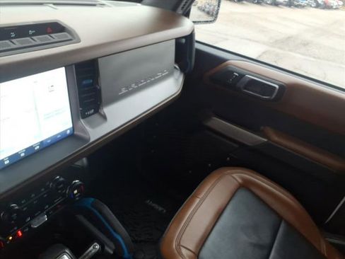 Used 2023 Ford Bronco Outer Banks w/ Sasquatch Package image 25