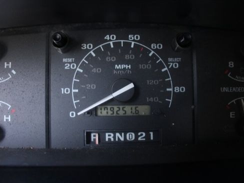 Used 1994 Ford F150 2WD Regular Cab image 7