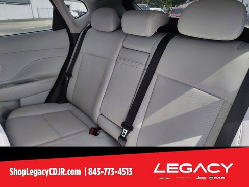 Used 2024 Hyundai Kona Limited image 12