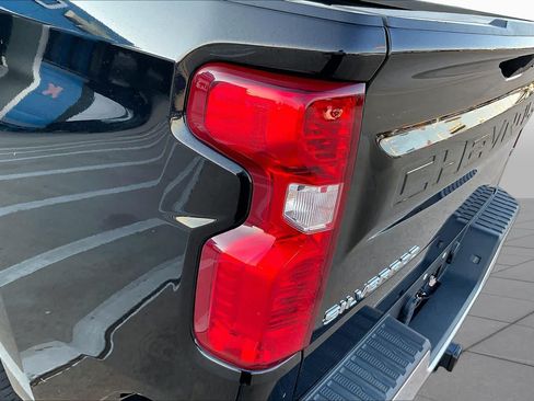 Used 2021 Chevrolet Silverado 1500 LT w/ Texas Edition Plus AWD/4WD image 27