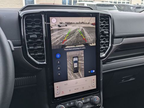 New 2025 Ford Ranger Lariat w/ Trailer Tow Package image 21