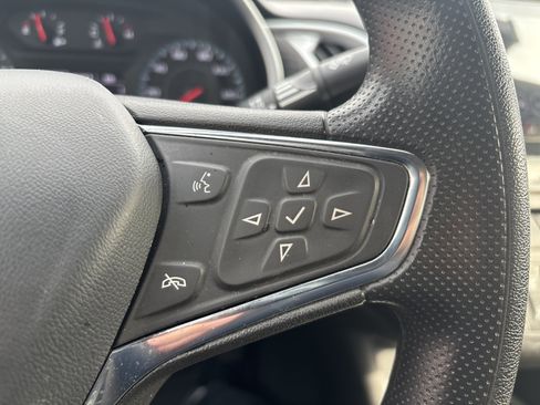 Used 2023 Chevrolet Malibu LT image 18