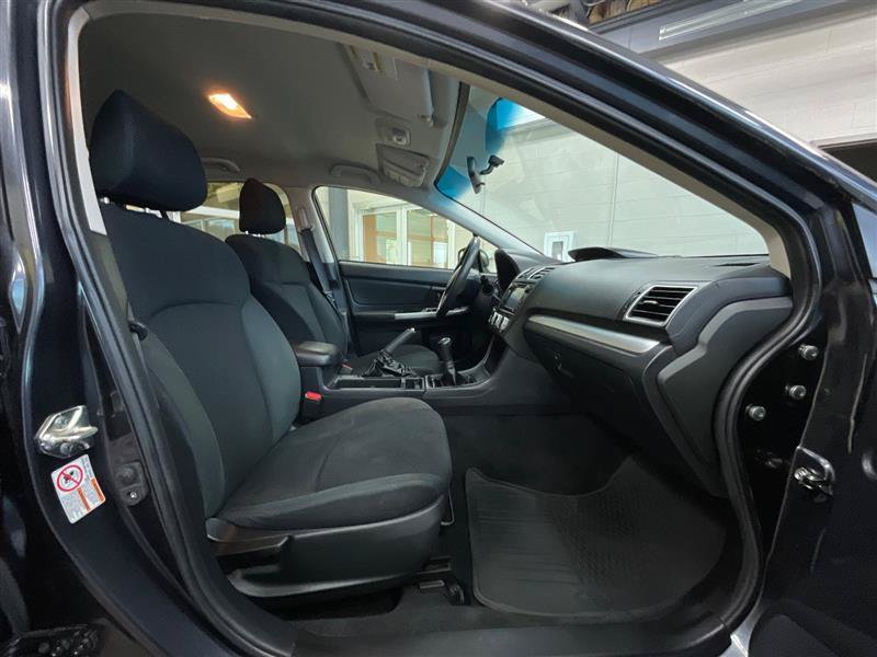 Used 2017 Subaru Crosstrek 2.0i AWD/4WD image 24