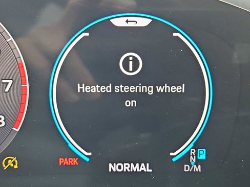 Certified 2024 Porsche Cayenne AWD/4WD image 33