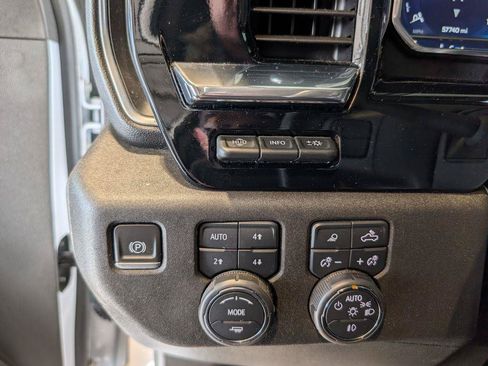 Used 2024 Chevrolet Silverado 2500 High Country w/ Technology Package AWD/4WD image 20