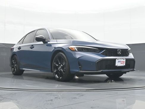 Used 2025 Honda Civic Sport image 33