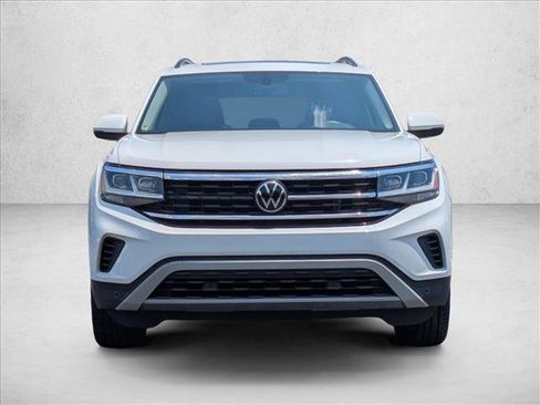 Used 2022 Volkswagen Atlas SE w/ Panoramic Sunroof Package FWD image 2