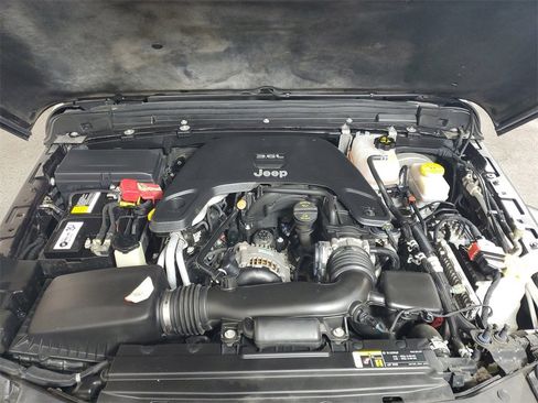 Used 2020 Jeep Wrangler Unlimited Sport S image 10