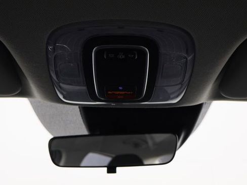 Used 2023 Hyundai Elantra SEL image 24