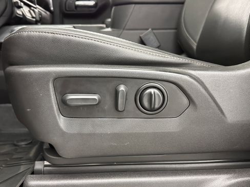 Used 2022 Chevrolet Silverado 1500 LTZ w/ LTZ Premium Package image 14