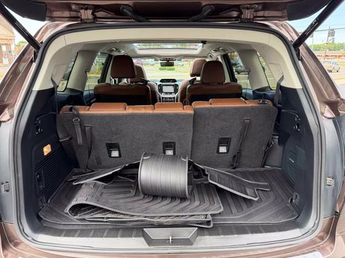 Used 2019 Subaru Ascent Touring w/ Popular Package #2A AWD/4WD image 15