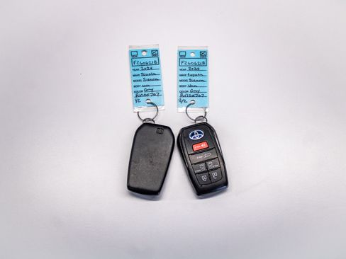 Used 2024 Toyota Sienna XSE w/ XSE Plus Package AWD/4WD image 19
