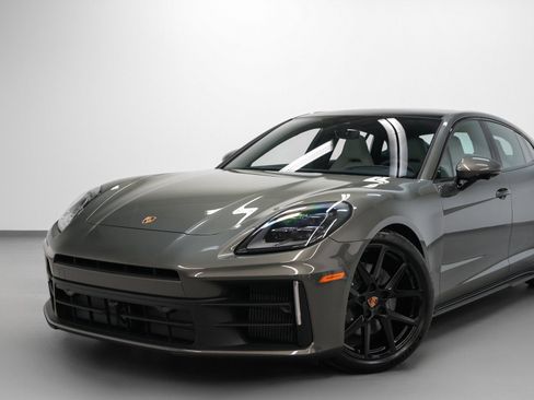 New 2026 Porsche Panamera 4 image 7