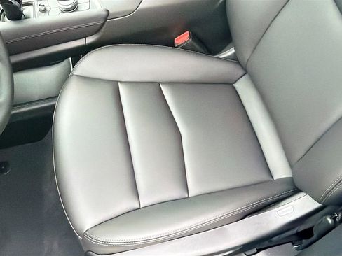 New 2026 Cadillac XT5 Luxury image 19