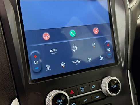 Used 2022 Ford Edge Titanium image 17