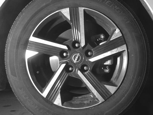 Used 2025 Nissan Sentra SV FWD image 13
