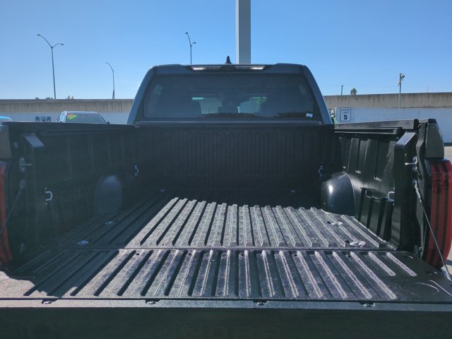 Used 2024 Toyota Tundra Limited AWD/4WD image 10