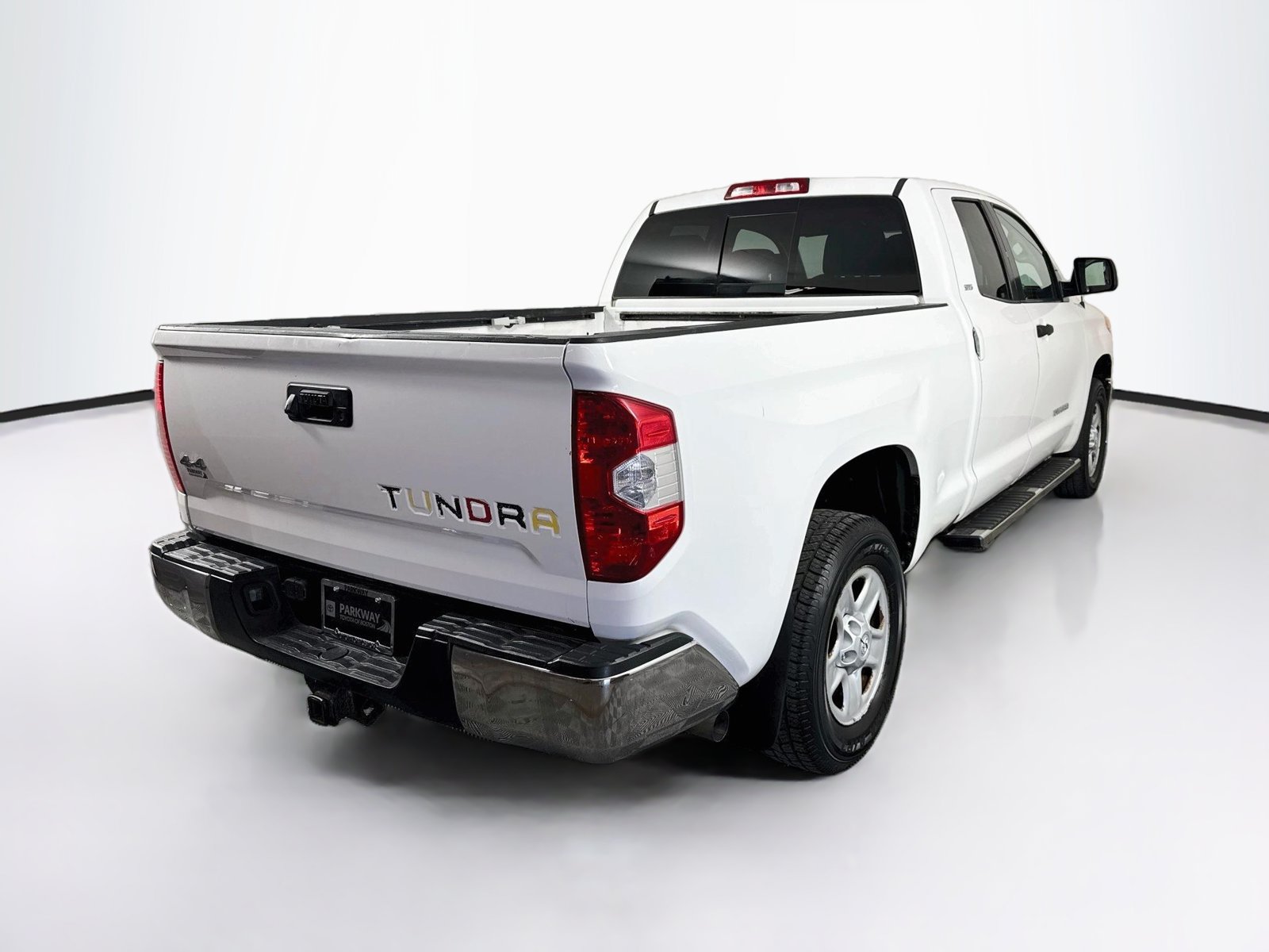 Used 2016 Toyota Tundra SR5 AWD/4WD image 7