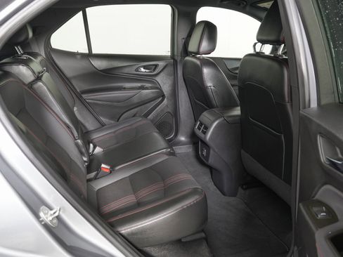 Used 2023 Chevrolet Equinox RS image 10