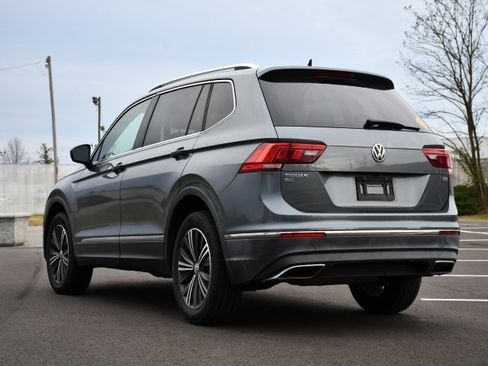 Used 2018 Volkswagen Tiguan SEL image 5